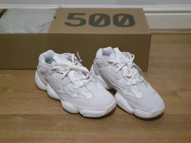 Yeezy 500 Blush Size 5 men 's size 6 women' s Comes Depop